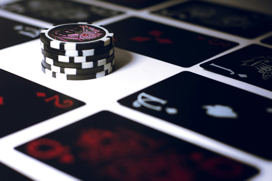 https://goldenlioncasinos.com/